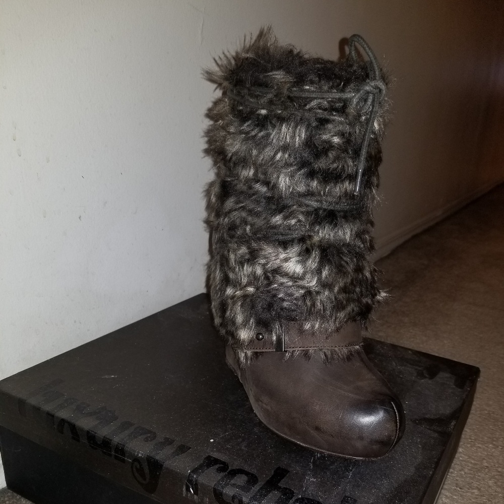 Winter boots